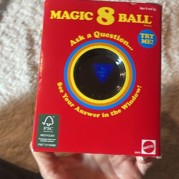 NEW magic eight ball toy by Mattel - Picture 2 of 4